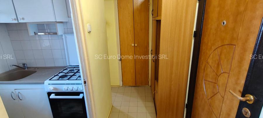 Garsoniera mobilata si utilata in Centrul Civic  - Mall AFI - 5