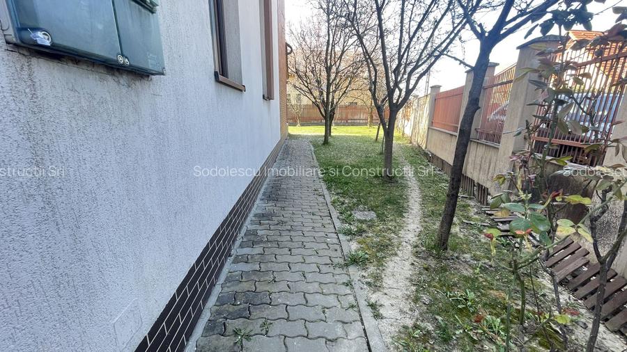 Casa eleganta si luminoasa,situata in zona de case -Mehala - 35