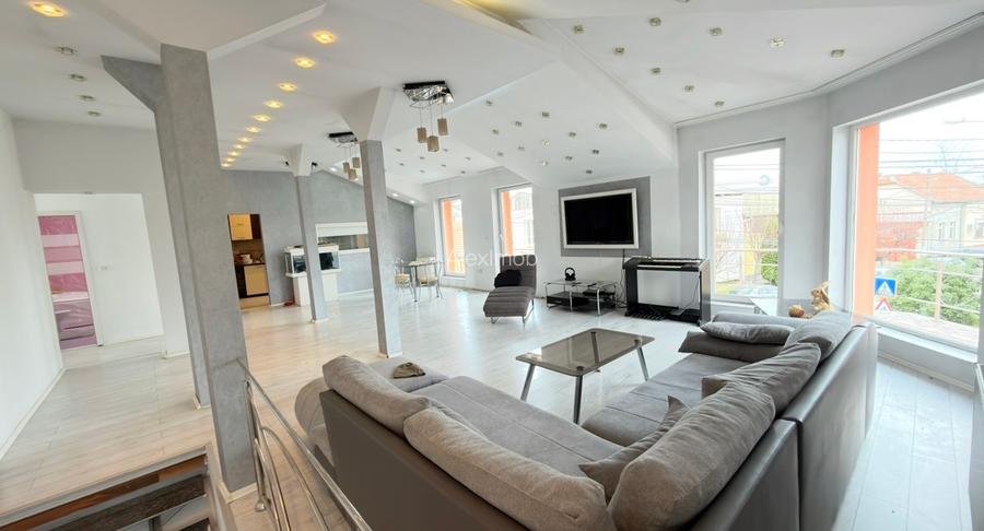 Inchiriez apartament 4 camere - 4