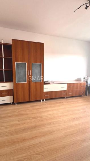Apartament 3 camere 70mp zona Spital 65.000eur neg - 8