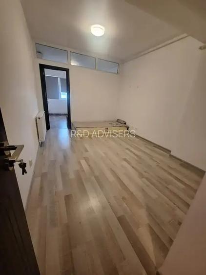 Închiriere apartament 2 camere cu balcon inchis si terasa– Sector 3 - 4