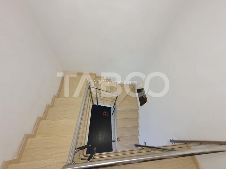 Casa 5 camere 3 bai 2 terase garaj magazie de vanzare 180 mp utili - 21