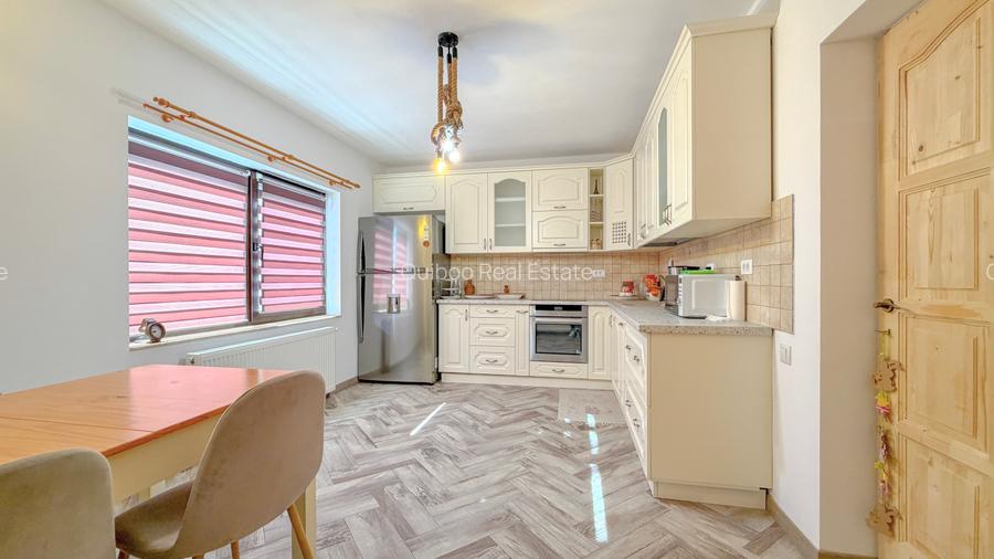 Casă spațioasă cu teren generos de 1200 mp | Zonă de case noi | Tărlungeni - 7