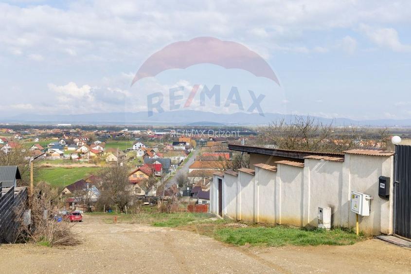 Teren intravilan cu vedere panoramică, utilități si poziție excelentă! - 4