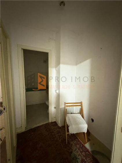 Apartament 2 camere cf 2 semidecomandat zona Ultracentrala