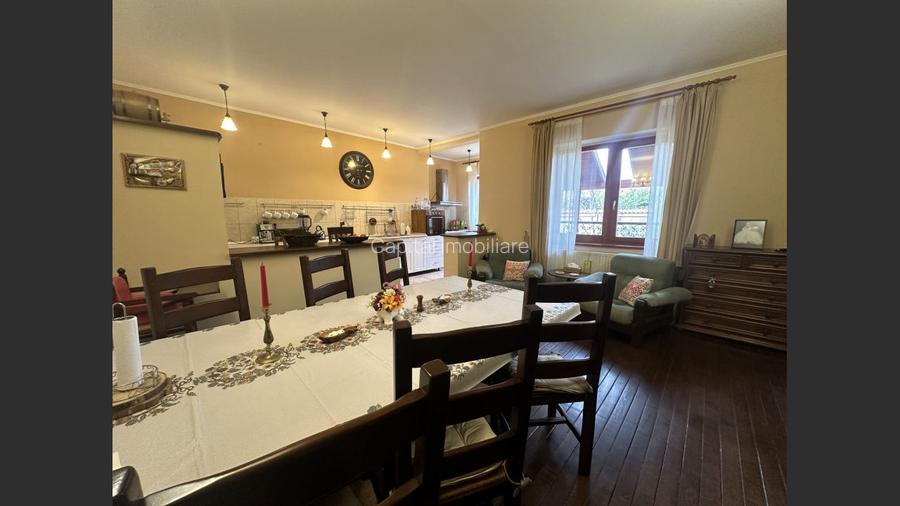 Casa, singur in curte, cu acces auto, ultracentral, Oradea - 5