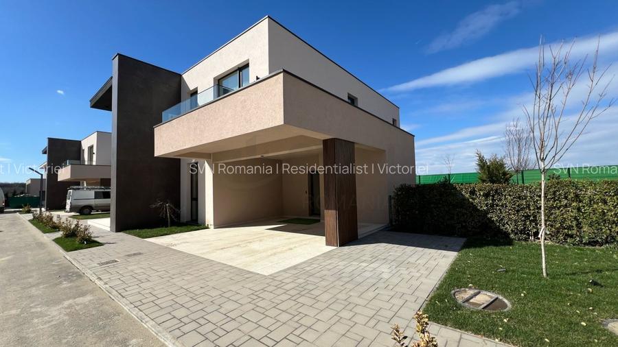 REV2004667 Vile de Lux l Pipera - 2