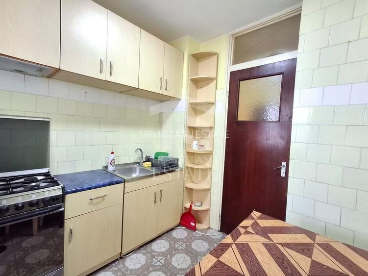 Apartament 3 camere decomandat | Locație excelentă | Bd. Chișinău 21 - 17