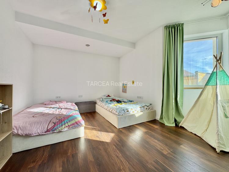 Casa de Lux - 1084 mp teren - 275 mp utili + Pod + Sauna + Studio Yoga - 14