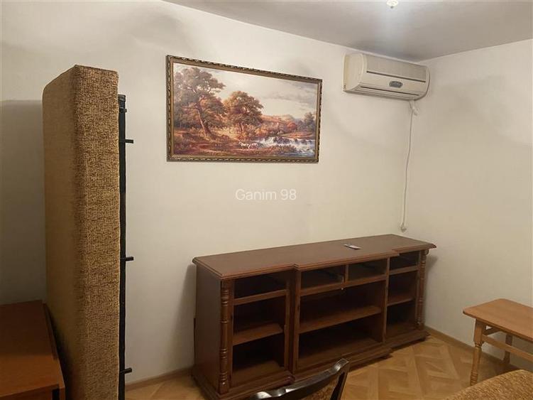 Apartament 3 camere , zona cartier Sud , et 2 4, decomandat,54 mp, imbunatatit , - 2