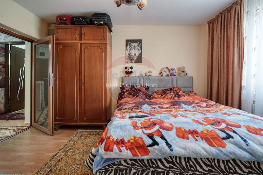 Casă / Vilă cu 6 camere de vânzare în zona Bartolomeu - 30