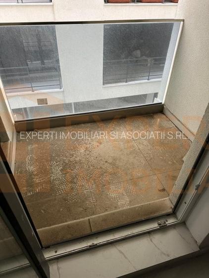 Garsoniera finisata Mamaia Nord, la 30 m de promenada - 6