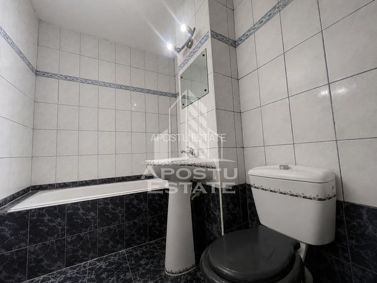 Apartament 4 camere, zona Confectii - 9