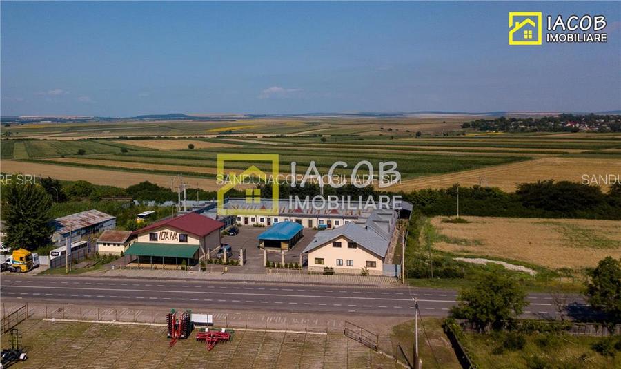 Pensiune cu 15 camere de cazare, restaurant, corpuri administrative, terenuri cu - 3