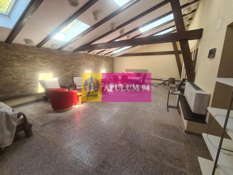 Vila de lux de vanzare in Predeal - 8