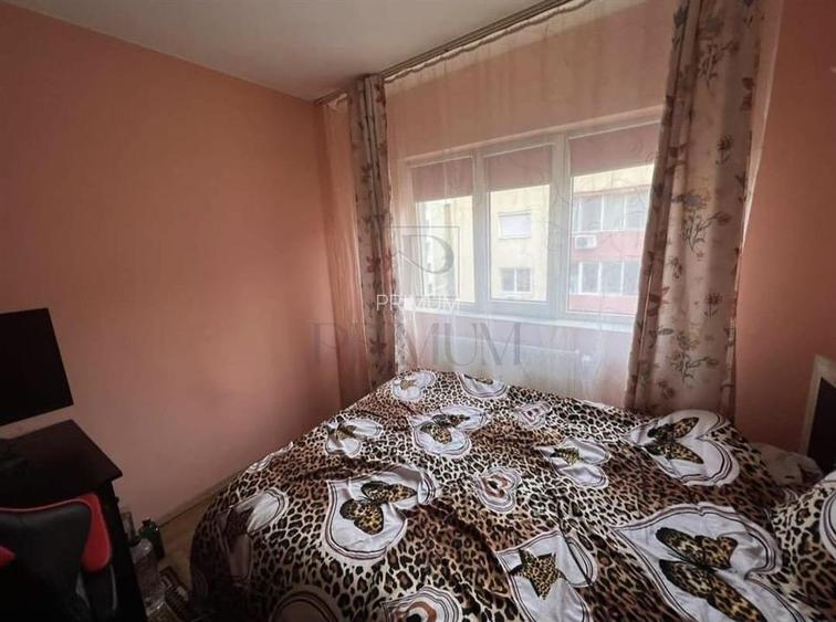 DAMBOVITA - 2 Camere - Etaj intermediar - Centrala proprie - 4