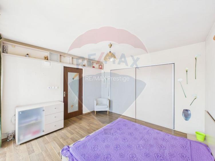 Casa spatioasa cu 5 camere si curte amenajata - Chitila - 14