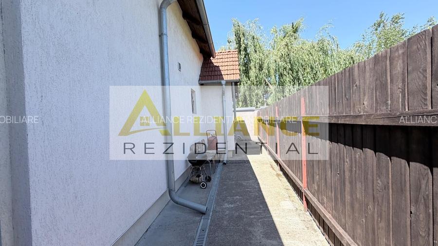 Casa Individuala - 4 camere - 2 bai -  380mp teren - 5