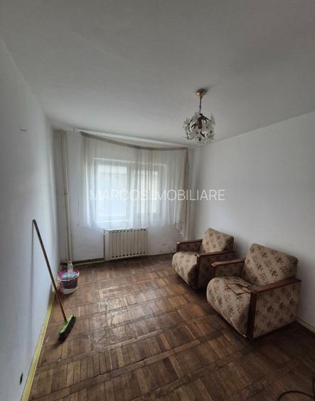 Vand apartament 3 camere Lunca - 6