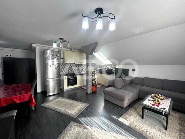 Apartament 3 camere de vanzare decomandat 72 mp zona Selimbar Sibiu - 2