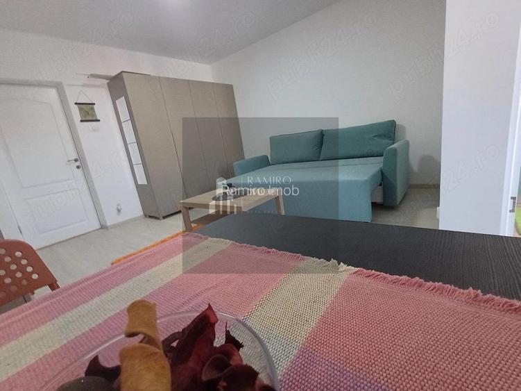 Garsoniera Etaj 3 - Metrou Aparatorii Patriei la 10 Minute - 2