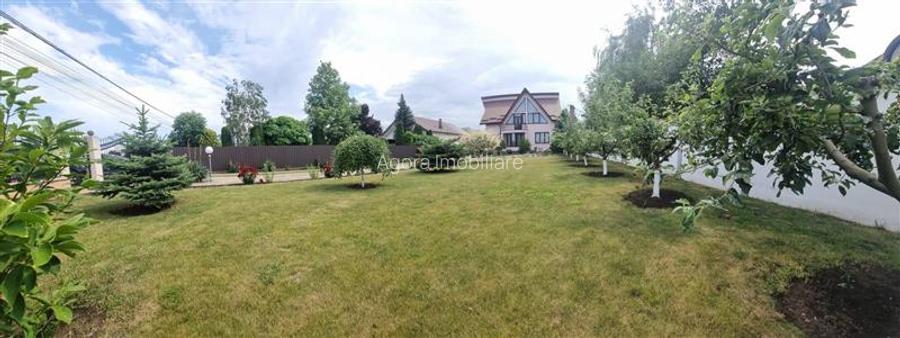 Vila de vanzare 200 mp cu anexe 40 mp si teren 1600 mp - 6