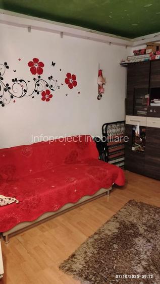 Cameră de cămin transformată în garsonieră, zona Romet - 3