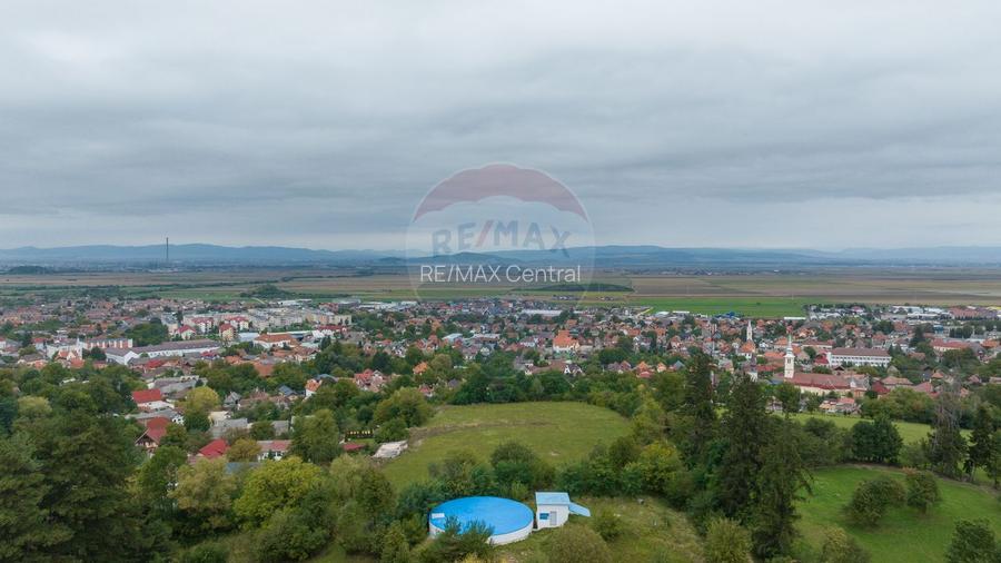 Proiect autorizat (AC) pentru constructia a 6 vile individuale P+M - 3