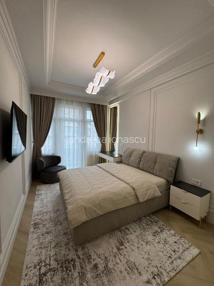 APARTAMENT 3 CAMERE, IMOBIL DE PATRIMONIU , COMPLET RENOVAT - ULTRACENTRAL - 13