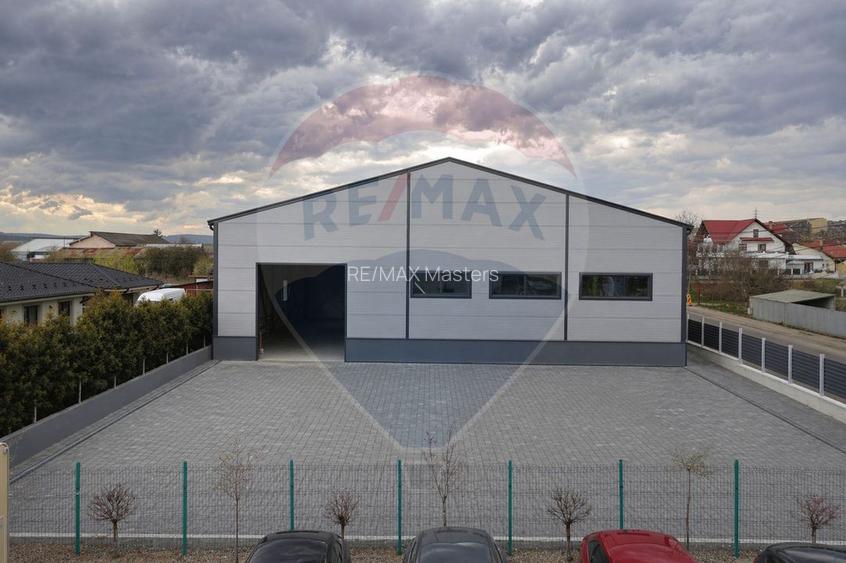 Hală industrială de închiriat – 560 mp  si curte - 8