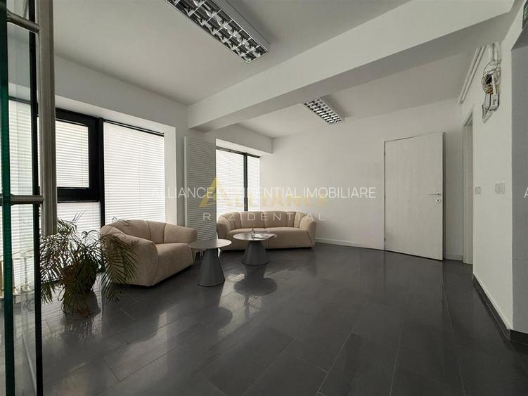 Spatiu Comercial Metrou Leonida 2 MIN - 4