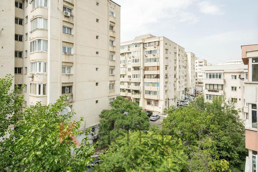 Garsoniera moderna  zona Decebal - 16