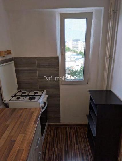 52500euro -Garsoniera langa metrou Gorjului-bloc mix - 3