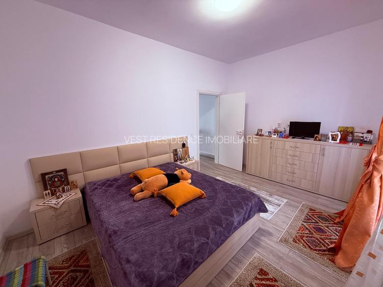 Casă tip insiruită de lux în ansamblul Margelelor – Comision 0 - 2