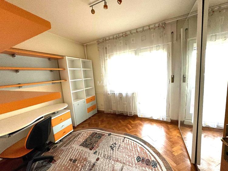 4 CAMERE 1991 5/7 UNIRII CASA POPORULUI MONOLIT CU VEDERE LA FANTANI MOBILAT - 18