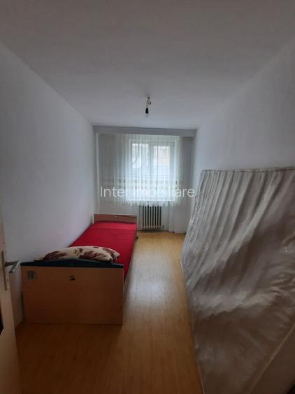 Apt 3 camere decomandat, 65 mp, Precista -  Profi / Scoala nr 10, Cod 161901 - 2