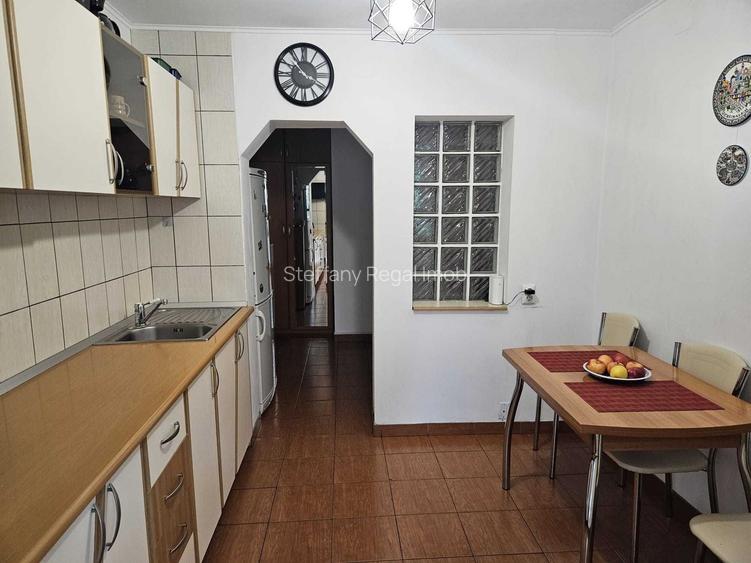 Apartament cu 3 camere de vanzare Gorjului - 7