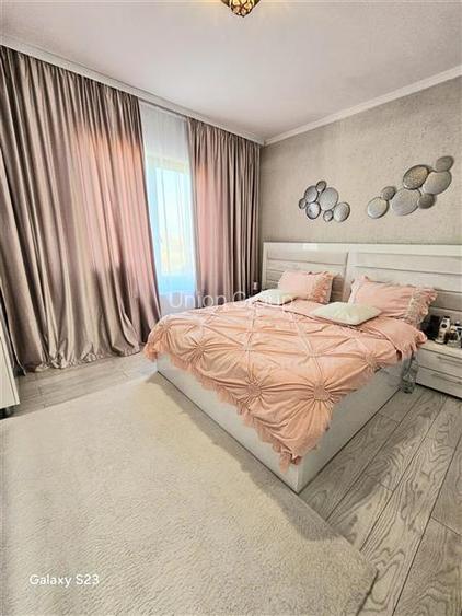 Casa Impresionanta Cu Finisaje si Mobilier Premium, Navodari - 4