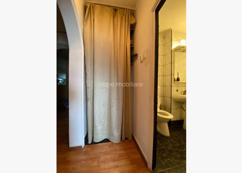 Piata Sudului-Caporal Ion Gheorghe-Apartament de 3 camere-decomandat - 6
