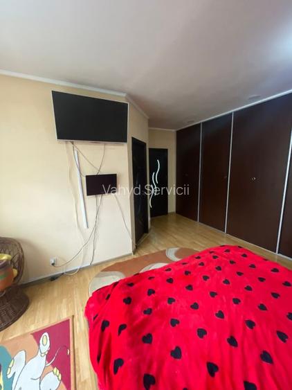 Casa de Vanzare cu teren spatios,zona Pantelimon-Delfinului,langa Mega Mall&Lac; - 10