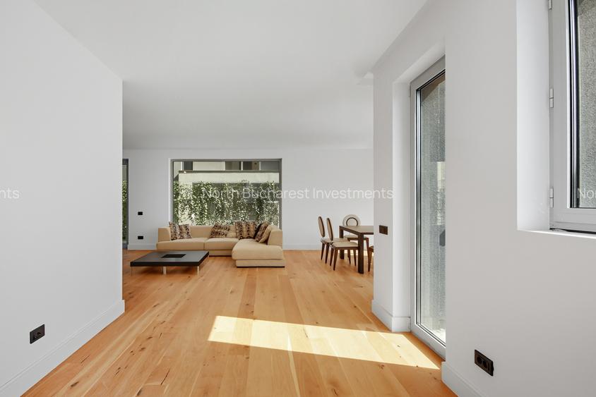 COMISION 0% - PIPERA - VILA 6 CAMERE - 10