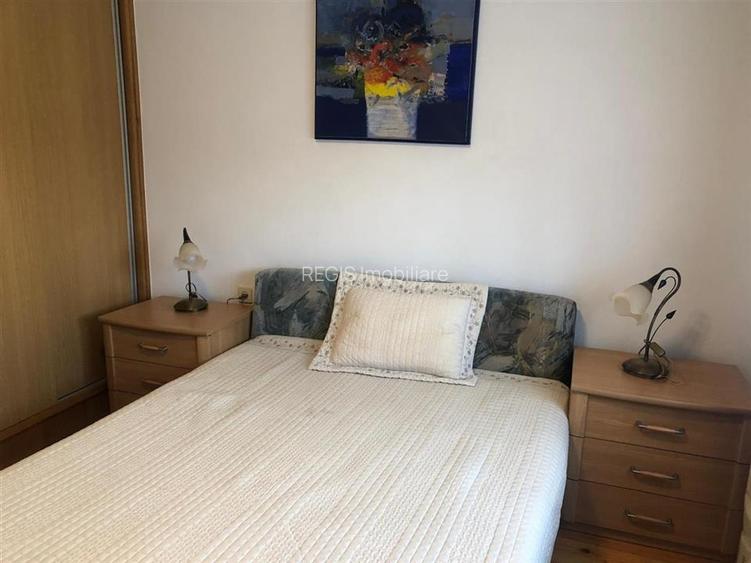 Casa individuala 5 Camere cu parcare doar pentru familii - 14
