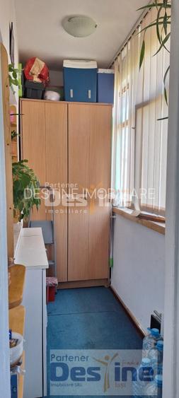 Apartament 3 camere Semidecomandat - 60mp, Etaj 4, Centrala termica - Podu Roș - 8