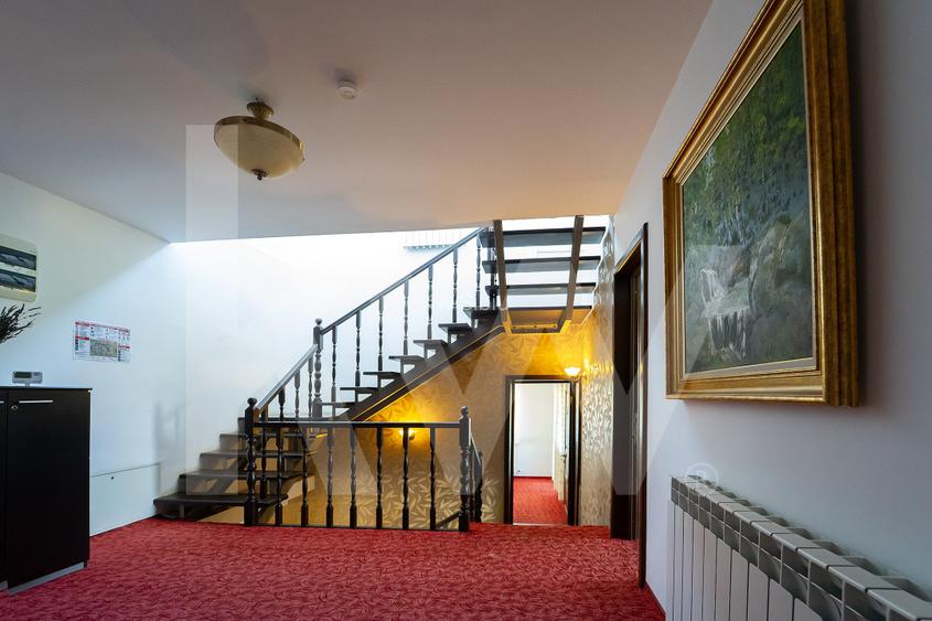 Vila exclusivista cu piscina si panorama de vis Cisnadioara - 25