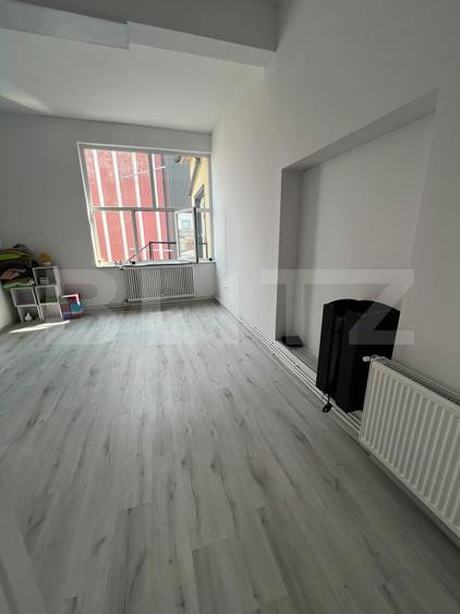 Spatiu de inchiriat birouri /salon, 170 mp, zona Gheorghe Doja