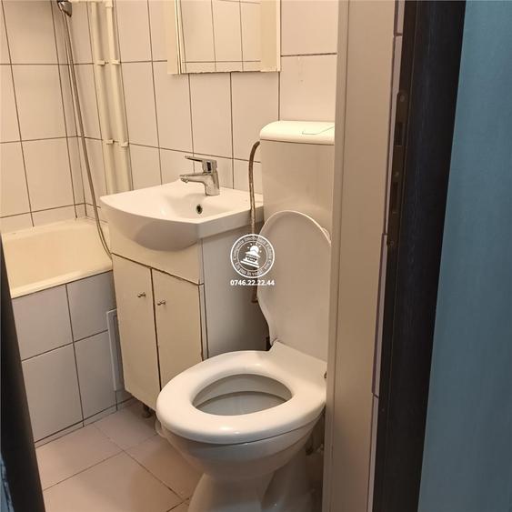 Garsoniera de vanzare in Galata etaj intermediar