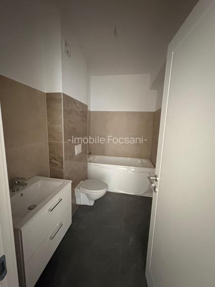 Apartament 2 camere - bloc nou - etaj 3 - 6