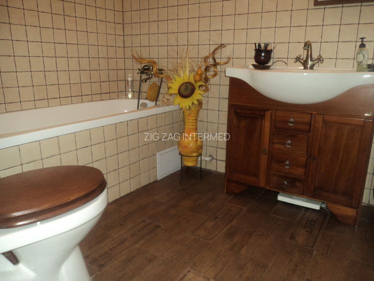 Poiana (Ovidiu) , imobil 4 camere decomandate, constructie 2012 - 19