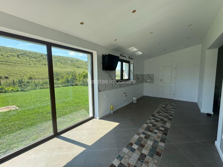 0% comision Casa individuala P+E+Pod-1000 mp teren - sat Pata - 8