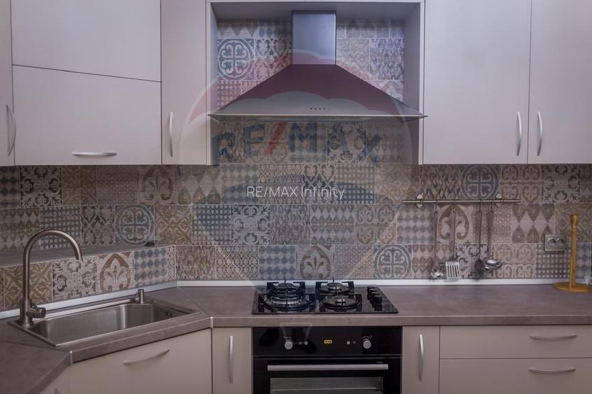 Inchiriez apartament superb cu 4 camere, 120mp, în zona Ultracentrala - 17